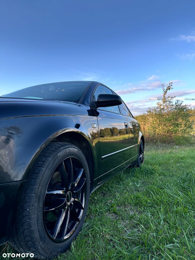 Audi A4 Limousine - 7