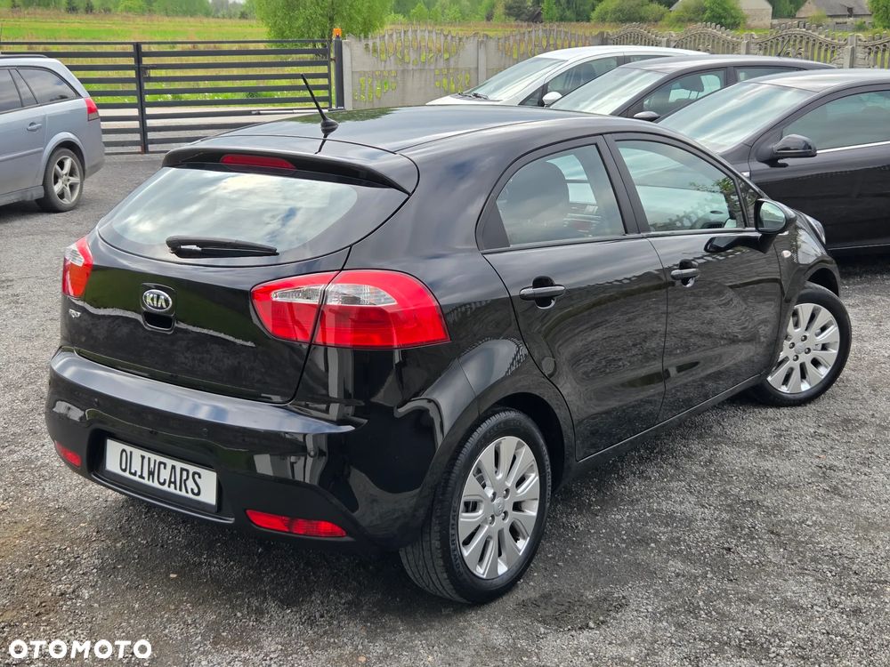 Kia Rio 1.4 Dream Team Edition - 3