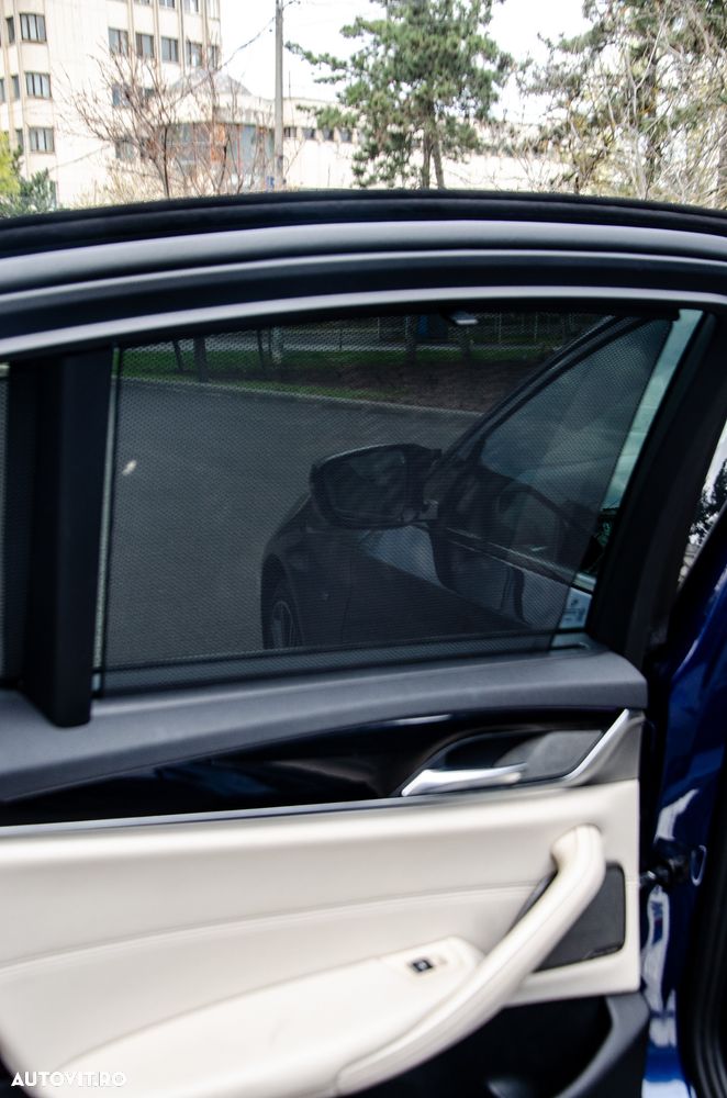 BMW Seria 5 540i xDrive AT - 26