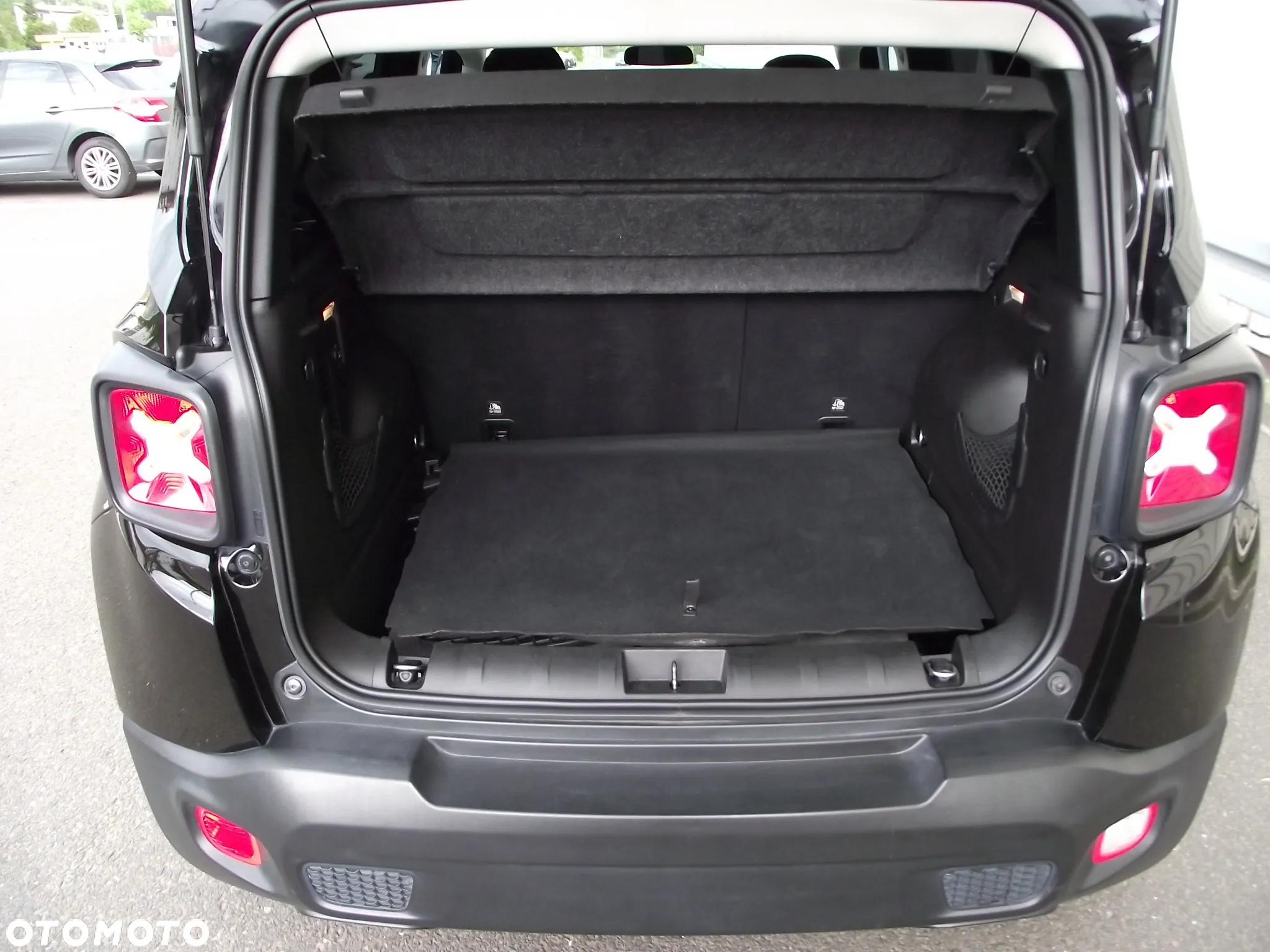 Jeep Renegade 1.6 E-TorQ Sport FWD - 31