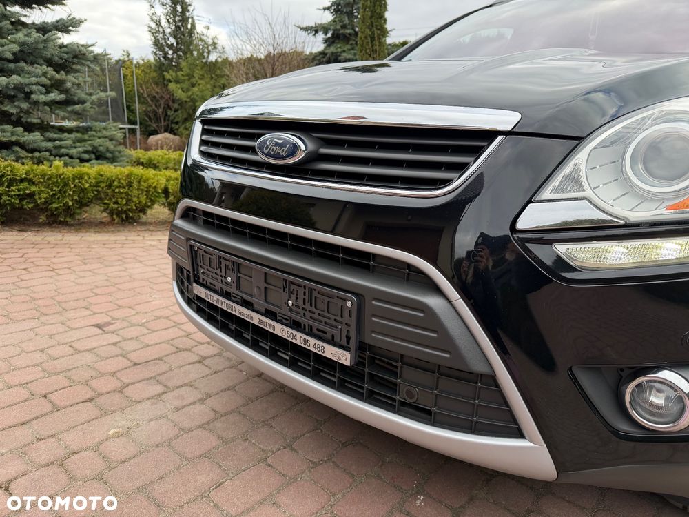 Ford Kuga 2.0 TDCi 4x4 Titanium - 9