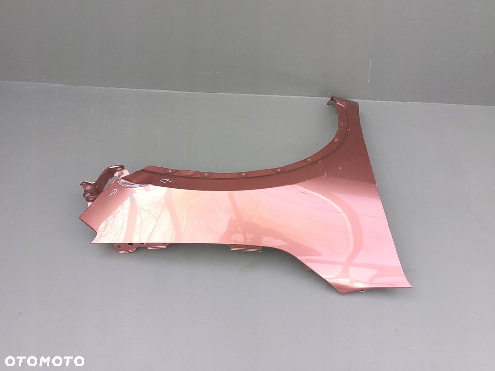 LEXUS LBX 2023- BŁOTNIK PRAWY PRZEDNI = - 10