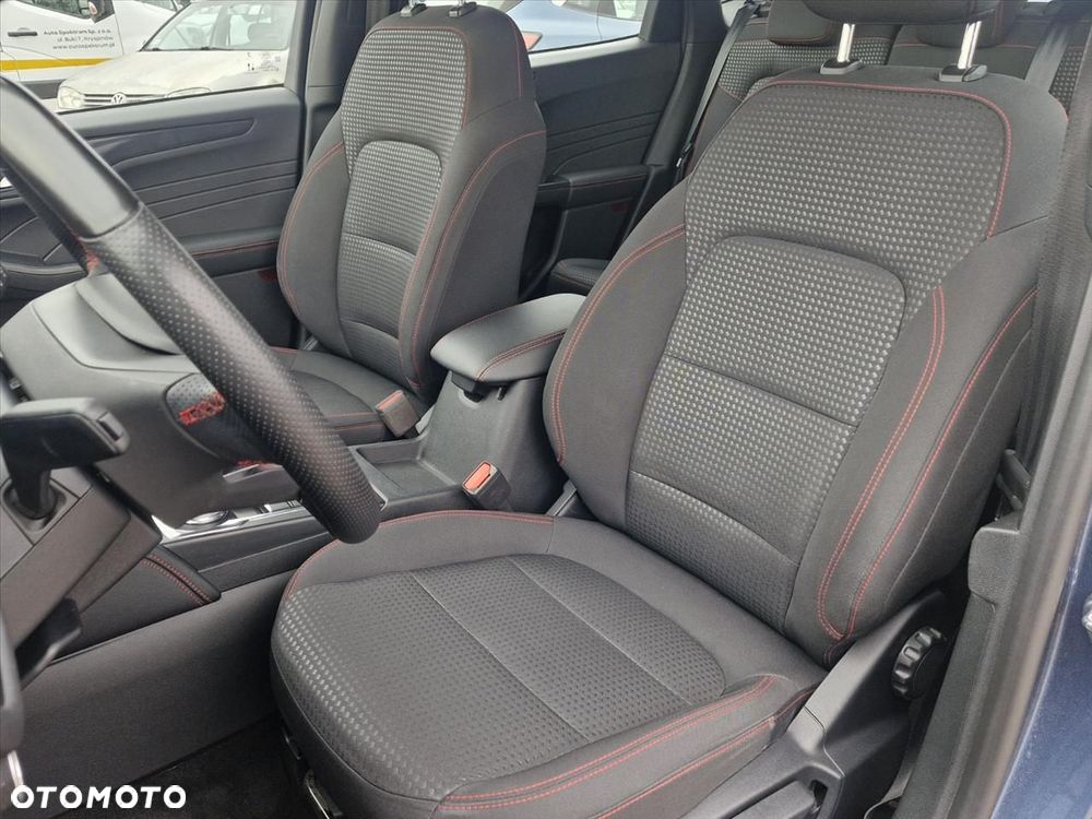 Ford Kuga - 9