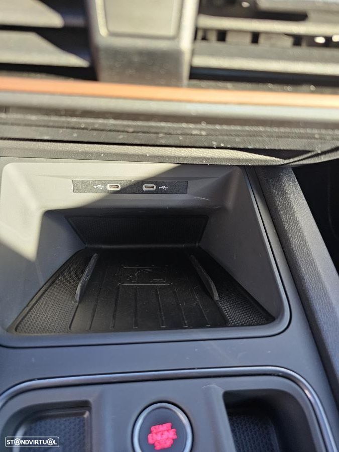 Cupra Leon 1.4 e-Hybrid (180 kW System) VZ - 24