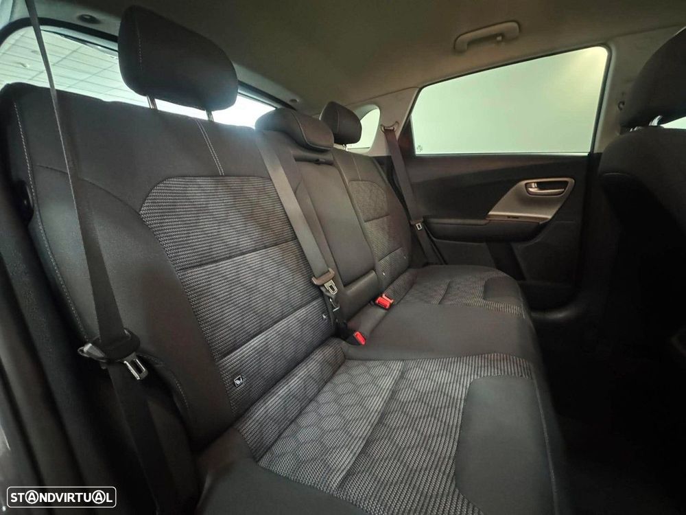 Kia Niro 1.6 GDi PHEV Urban - 12