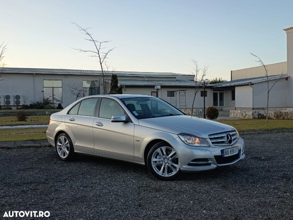 Mercedes-Benz C - 3