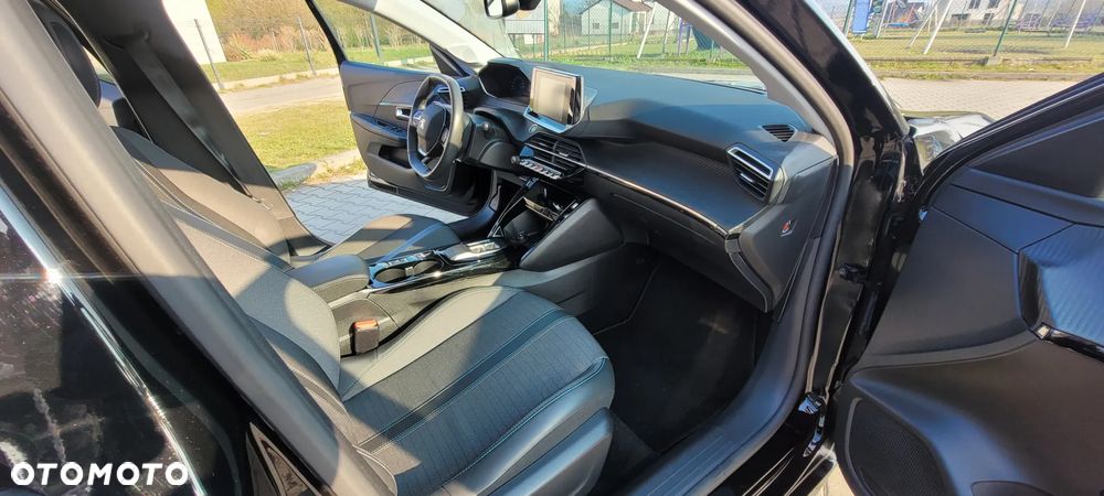 Peugeot 208 Elektromotor 136 GT Pack - 20