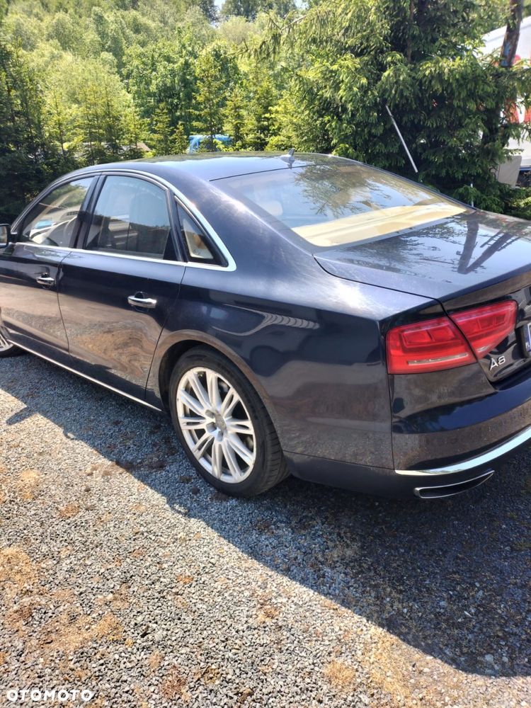 Audi A8 - 7