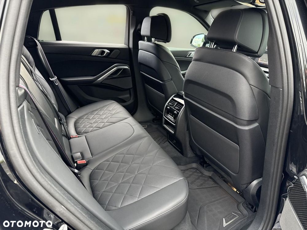 BMW X6 - 15