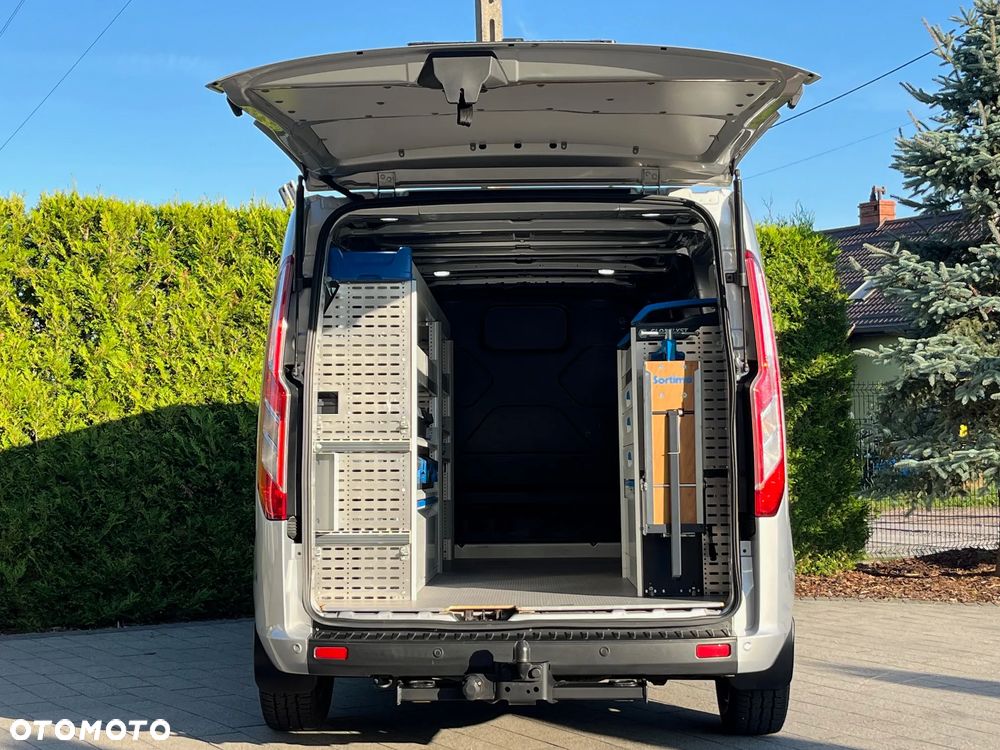 Ford Transit Custom - 13