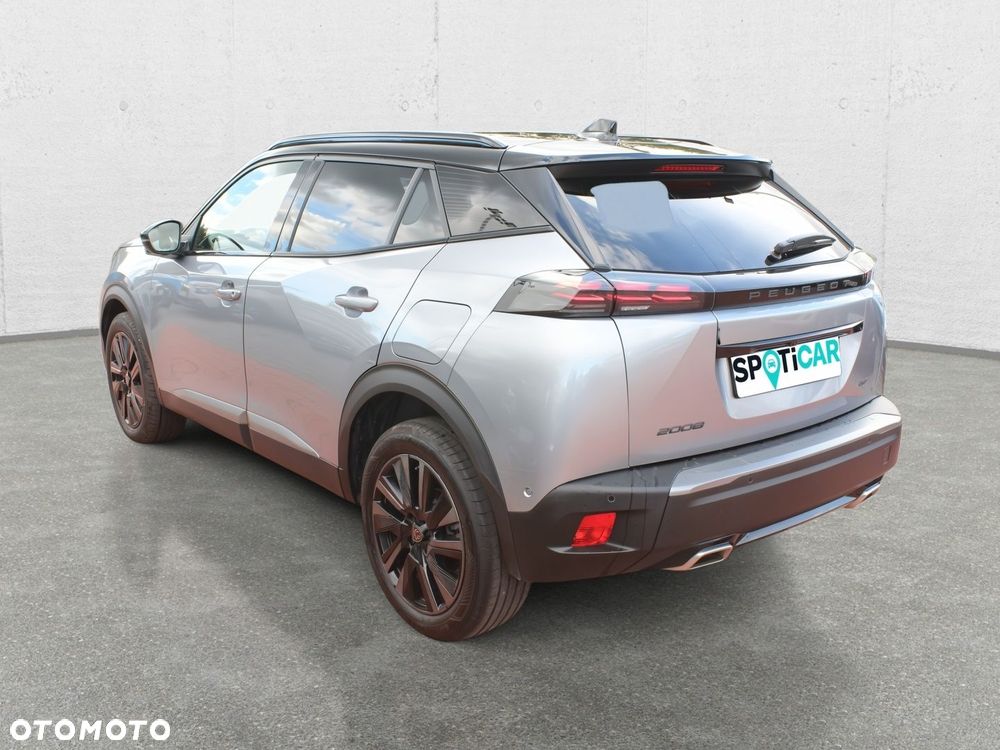 Peugeot 2008 1.2 PureTech GT S&S EAT8 - 4