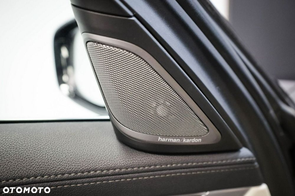 BMW Seria 7 - 20
