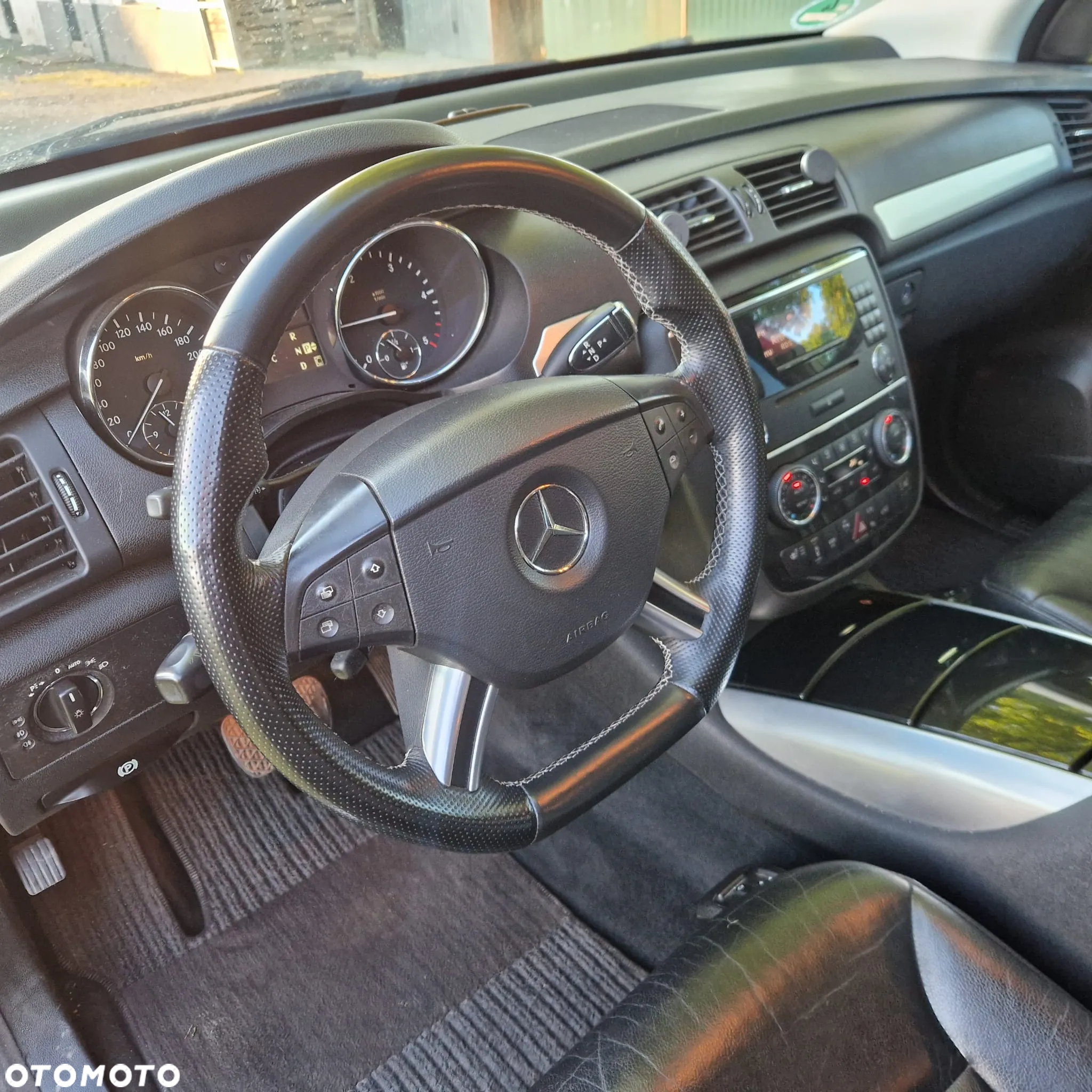 Mercedes-Benz Klasa R - 6