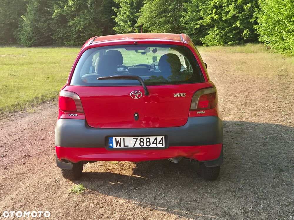 Toyota Yaris 1.0 Terra - 7