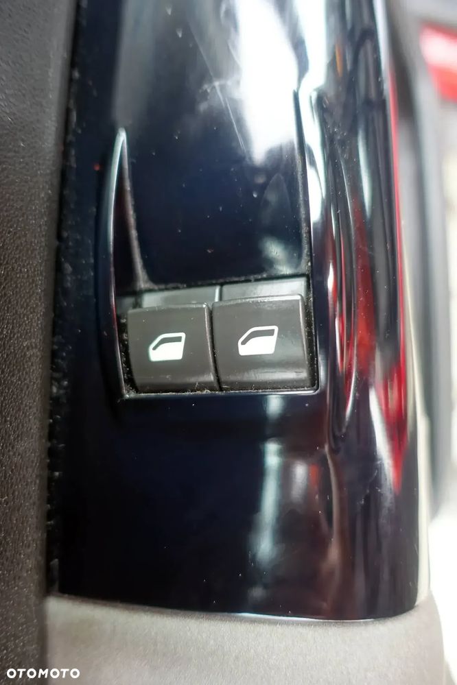Citroën C4 Cactus PureTech 110 Stop&Start EAT6 Origins - 29