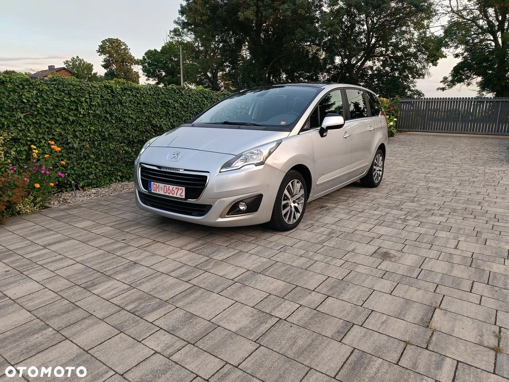 Peugeot 5008 HDI 160 Automatik Business-Line - 4
