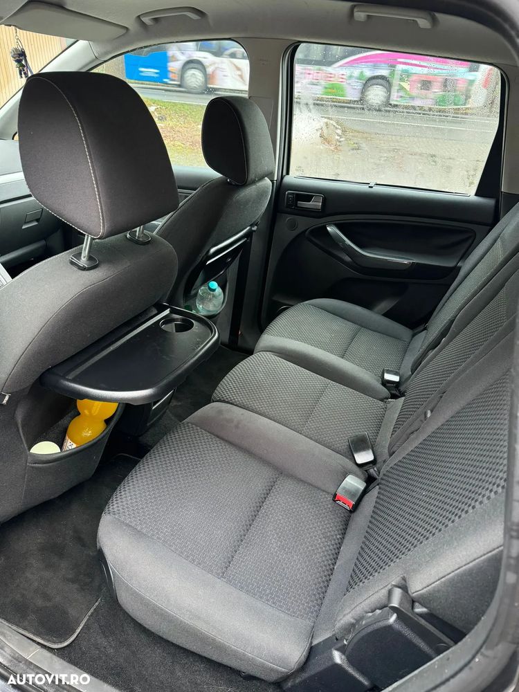 Ford C-Max - 19