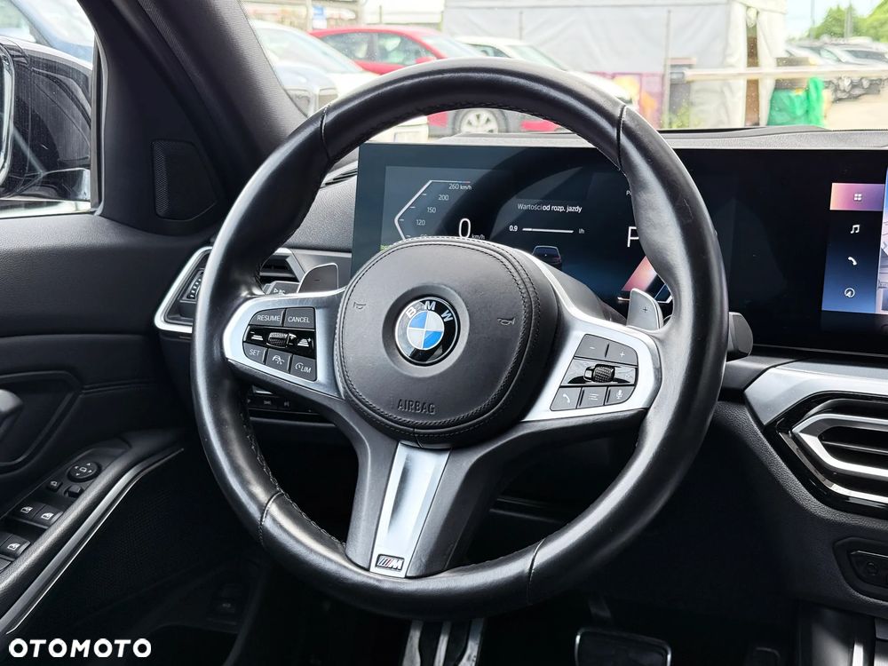 BMW Seria 3 320d xDrive M Sport - 19