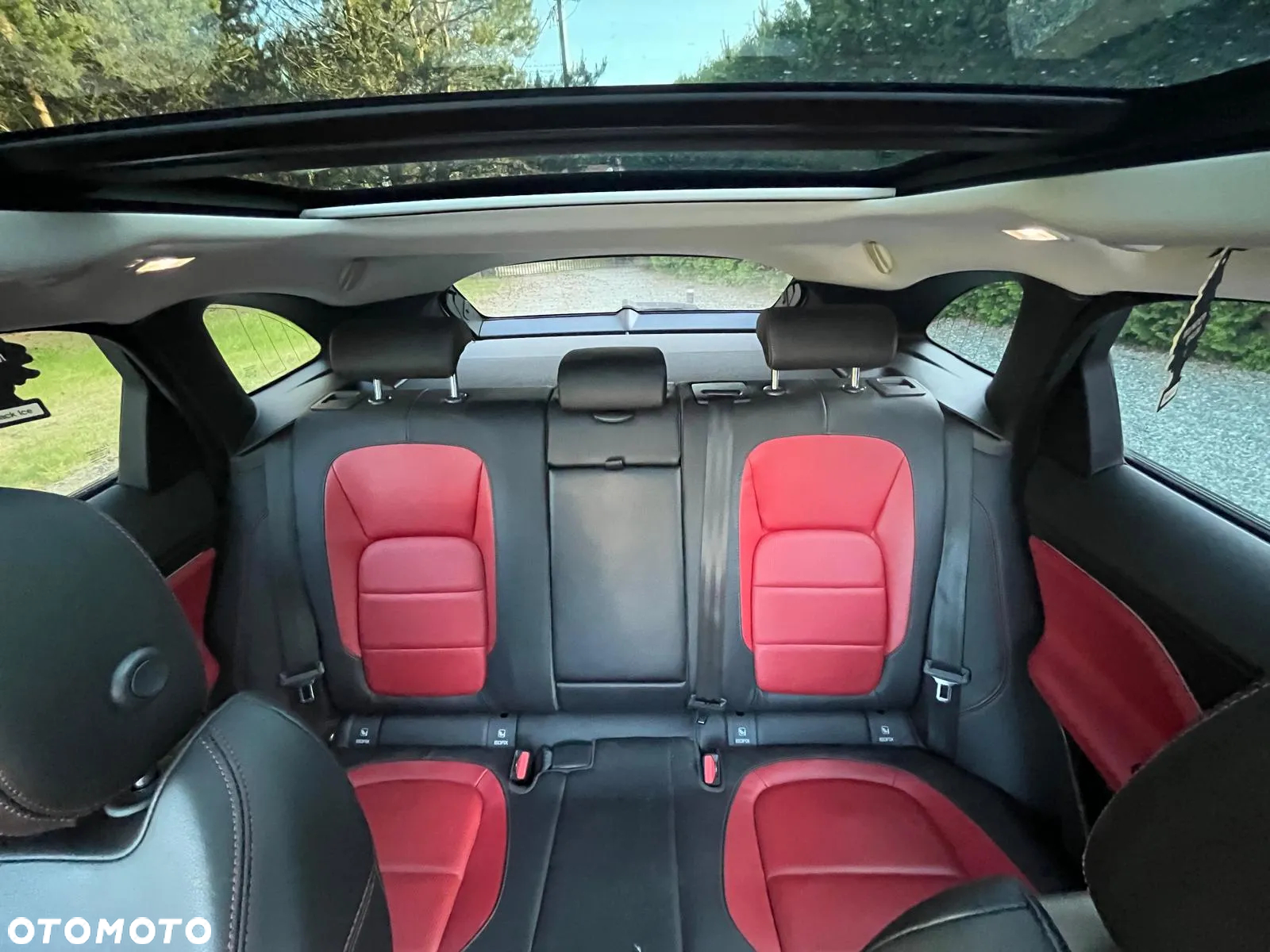 Jaguar F-Pace 30d AWD R-Sport - 10