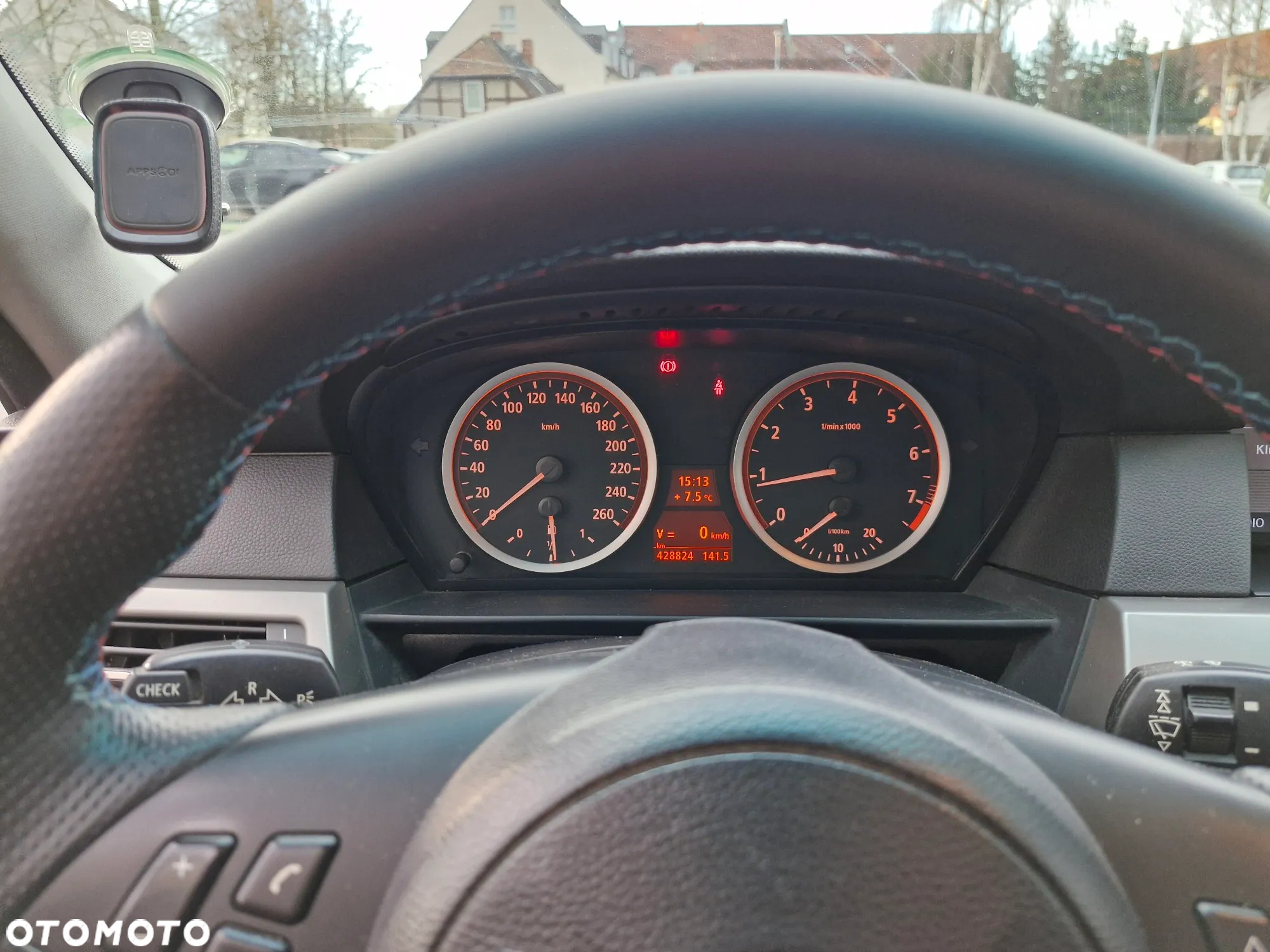 BMW Seria 5 525i Touring - 8