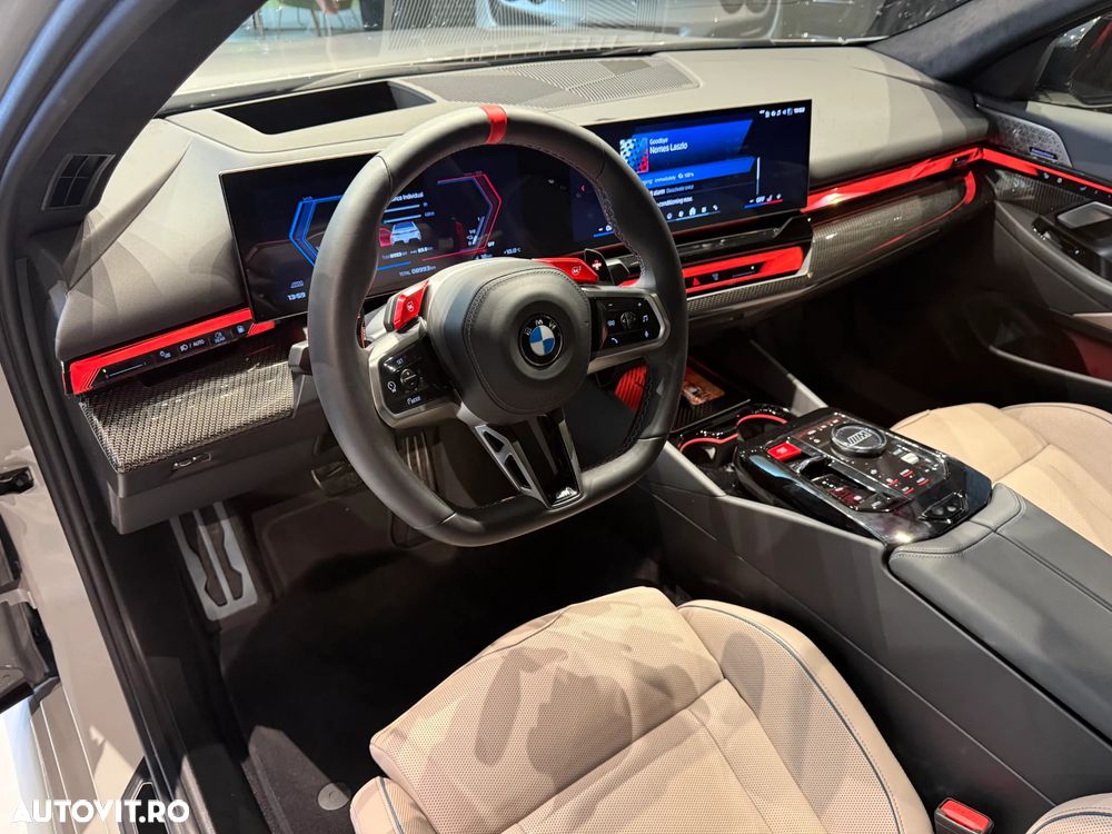 BMW M5 xDrive - 16