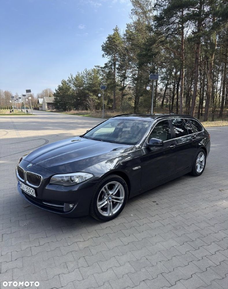 BMW Seria 5 - 1