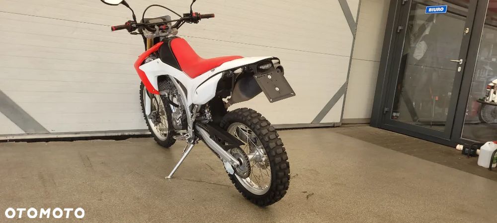 Honda CRF - 19