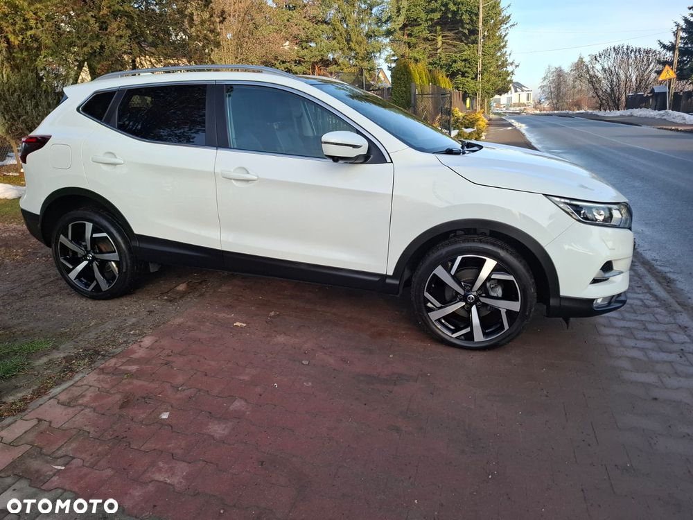 Nissan Qashqai 1.3 DIG-T MHEV N-Connecta - 4