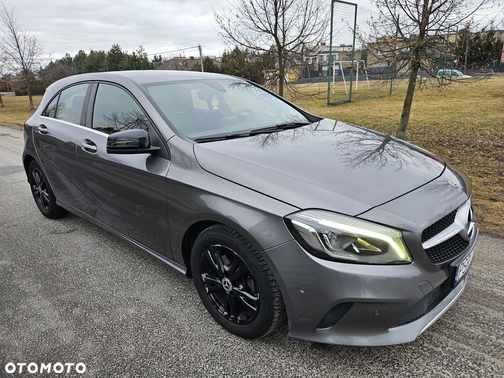 Mercedes-Benz Klasa A 180 7G-DCT StreetStyle - 36