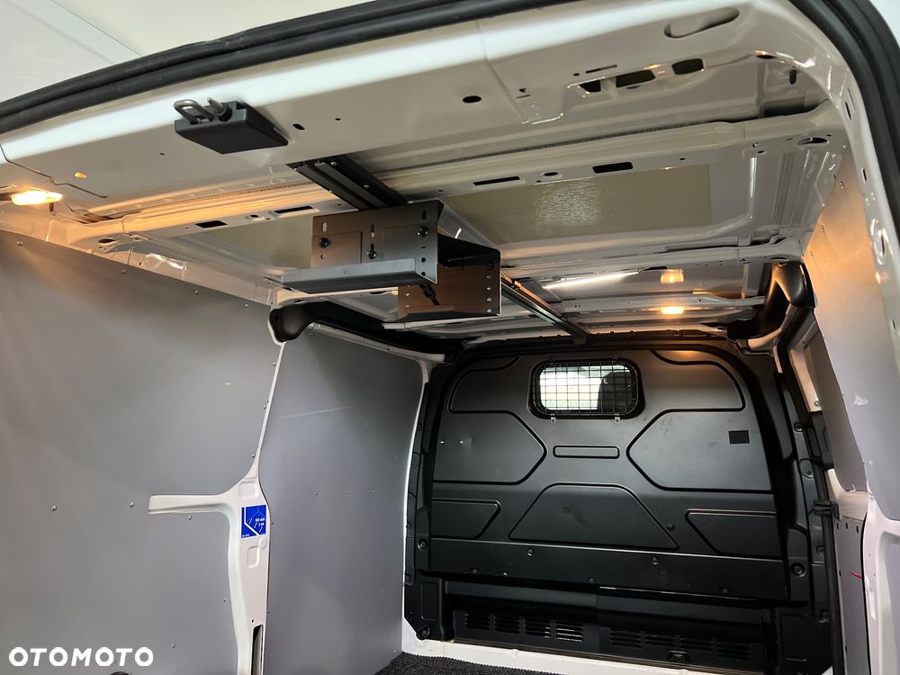 Ford Transit Custom - 15