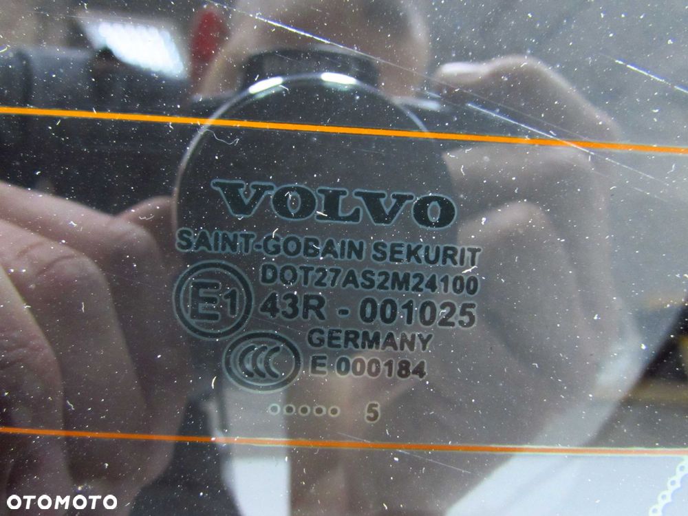 VOLVO V70 III XC70 LIFT 06-16 KLAPA BAGAZNIKA TYL SZYBA LISTWA 614 - 6