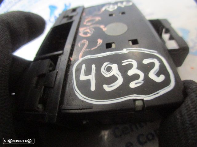 Interruptor Inter4932 SSANGYONG REXTON 2005 2.7XDI 165CV 5P CINZA TRAÇÃO RODAS 4H 4L - 4