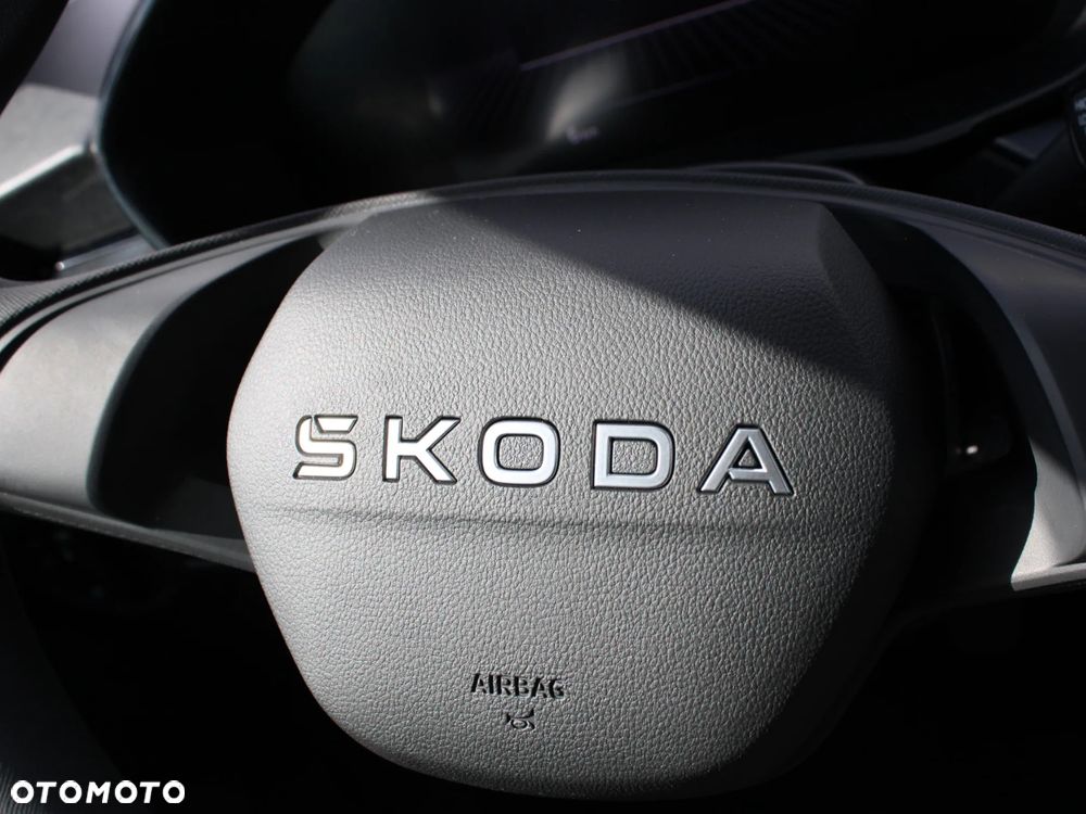 Skoda Fabia 1.0 TSI Essence - 6
