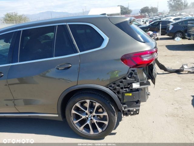 BMW X5 xDrive40i - 10