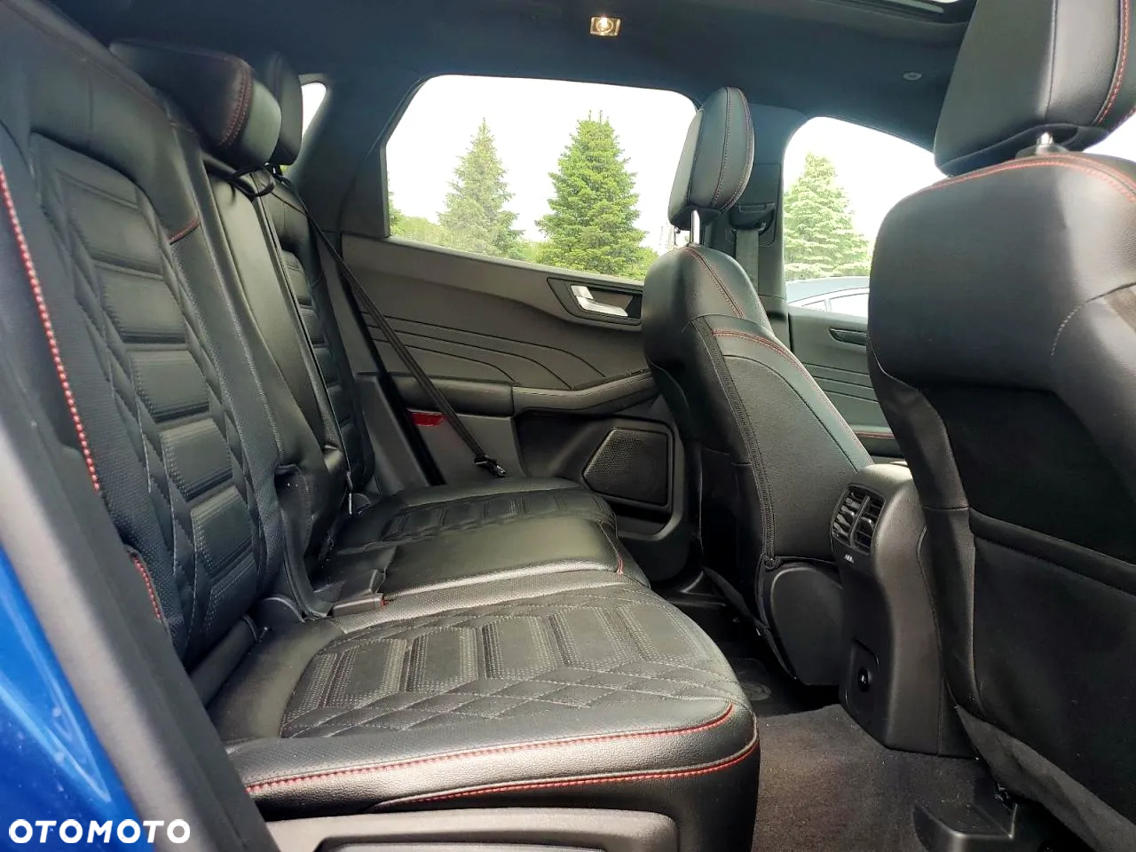 Ford Kuga - 12