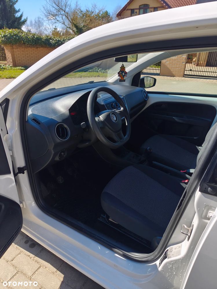 Volkswagen up! Standard - 7