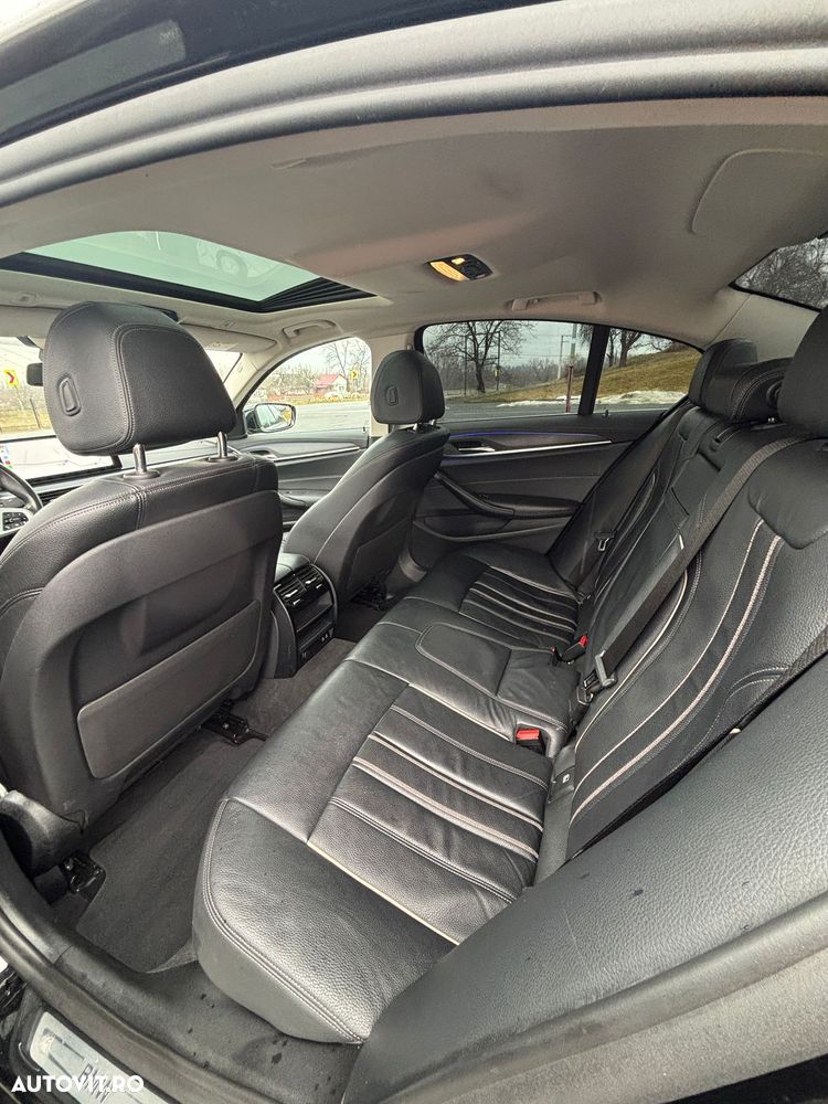 BMW Seria 5 520d Aut. Luxury Line - 10