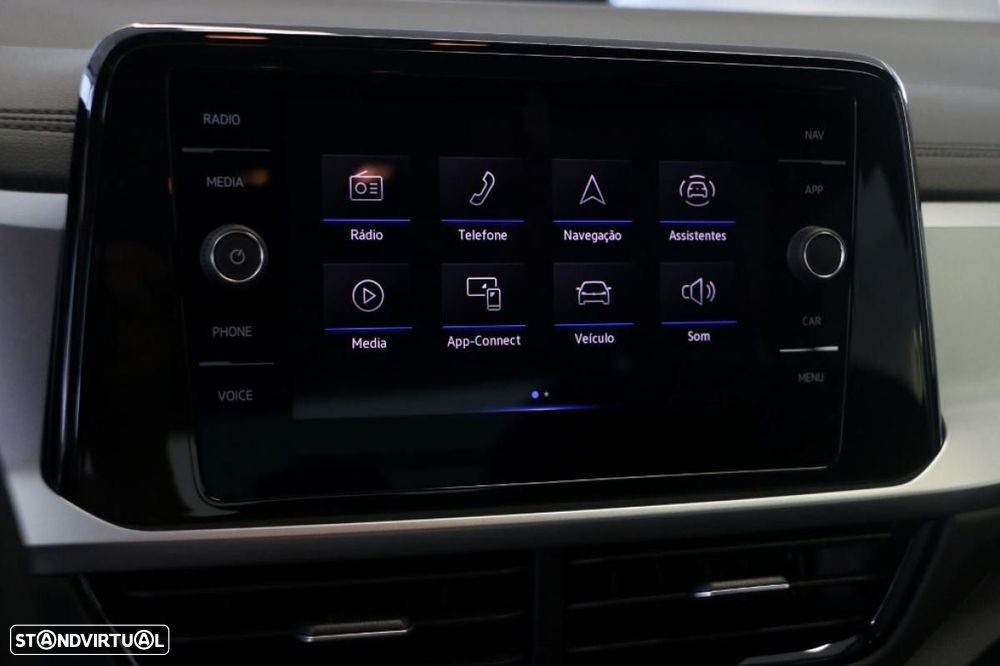 VW T-Roc 1.0 TSI Urban - 23