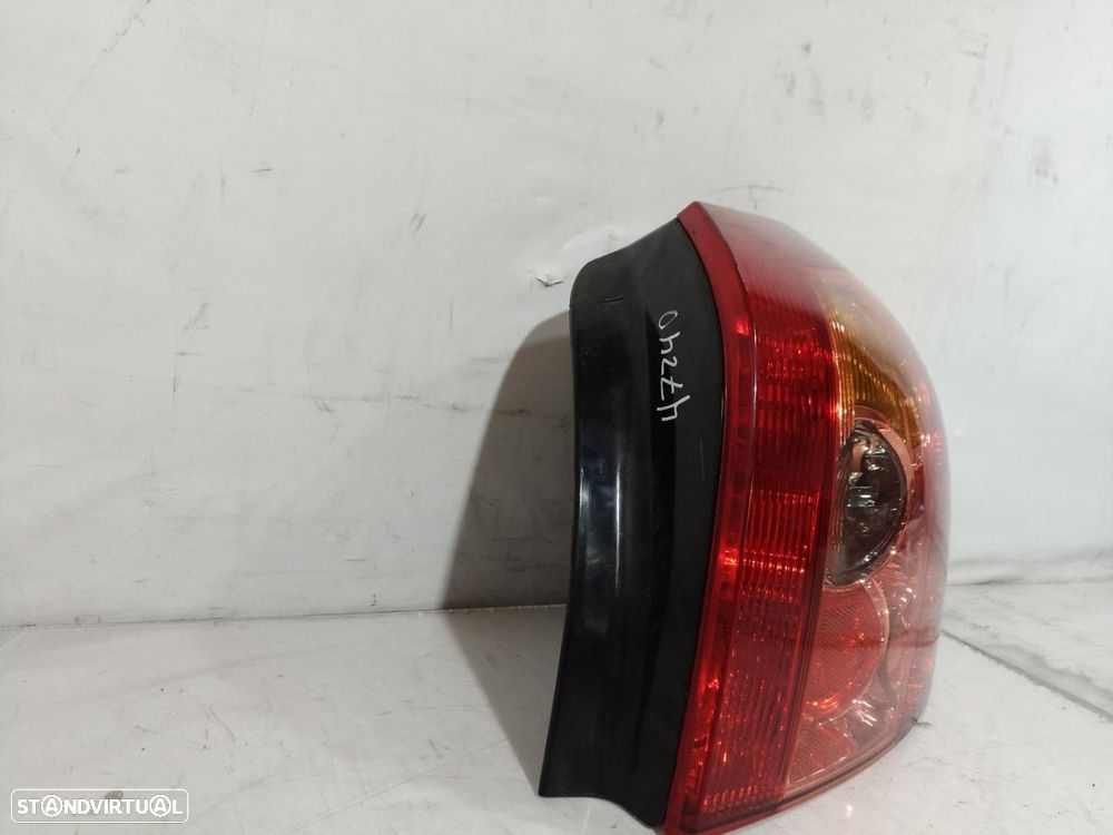 FAROLIM TRASEIRO DIREITO TOYOTA COROLLA 2005 -8155002300 - 2