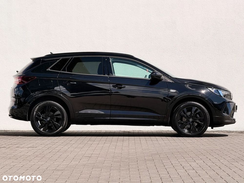 Opel Grandland 1.2 T GS S&S - 24