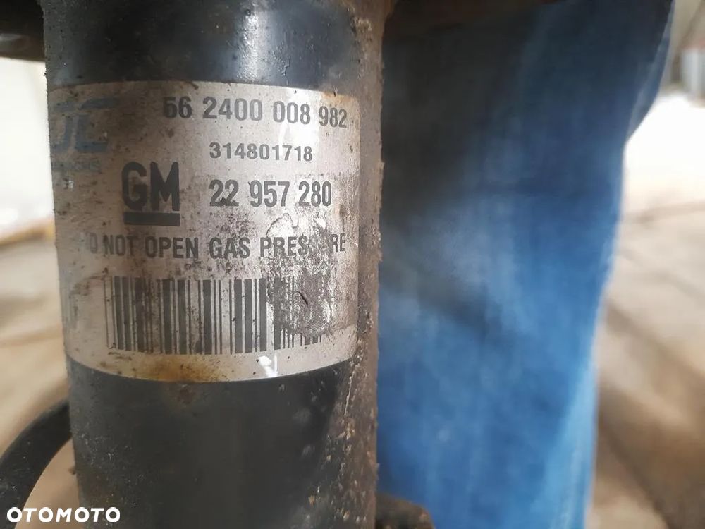 Amortyzator zwrotnica MacPherson lewa Opel Insignia A lift sport  FLEXRIDE 22957280 - 9