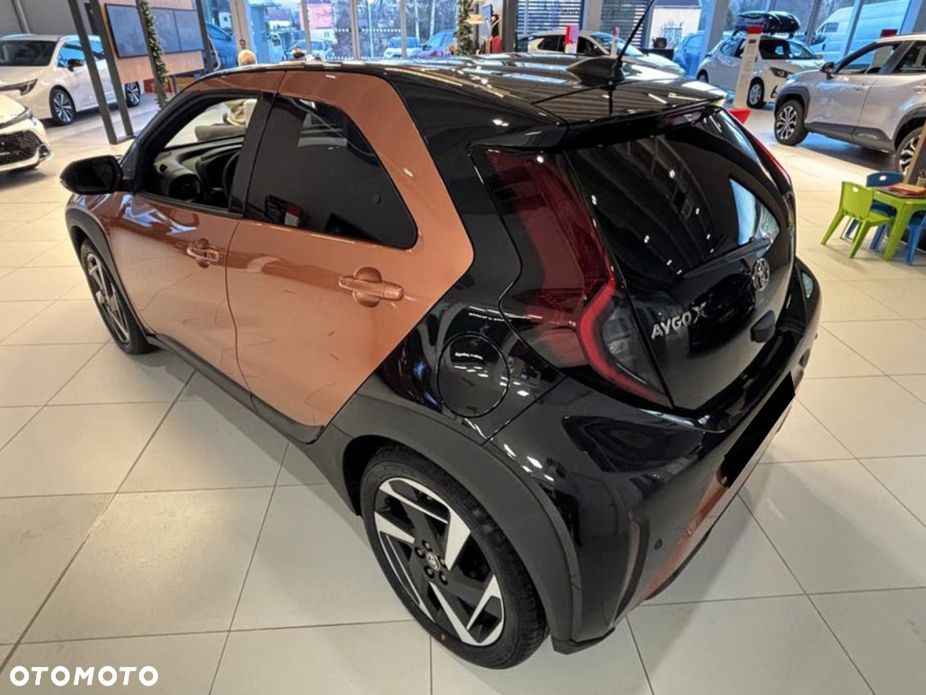 Toyota Aygo X Hybrid 1.5 Style e-CVT - 5