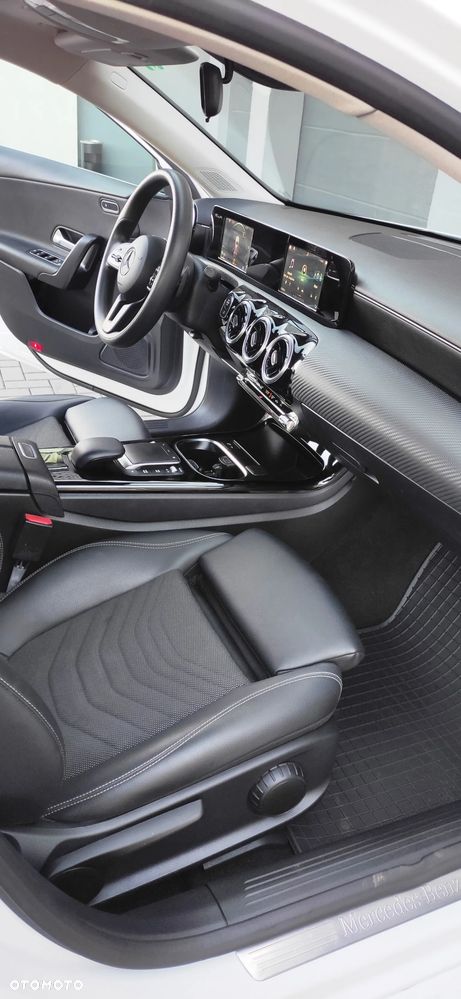 Mercedes-Benz Klasa A 180 d 8G-DCT Edition 2020 - 21