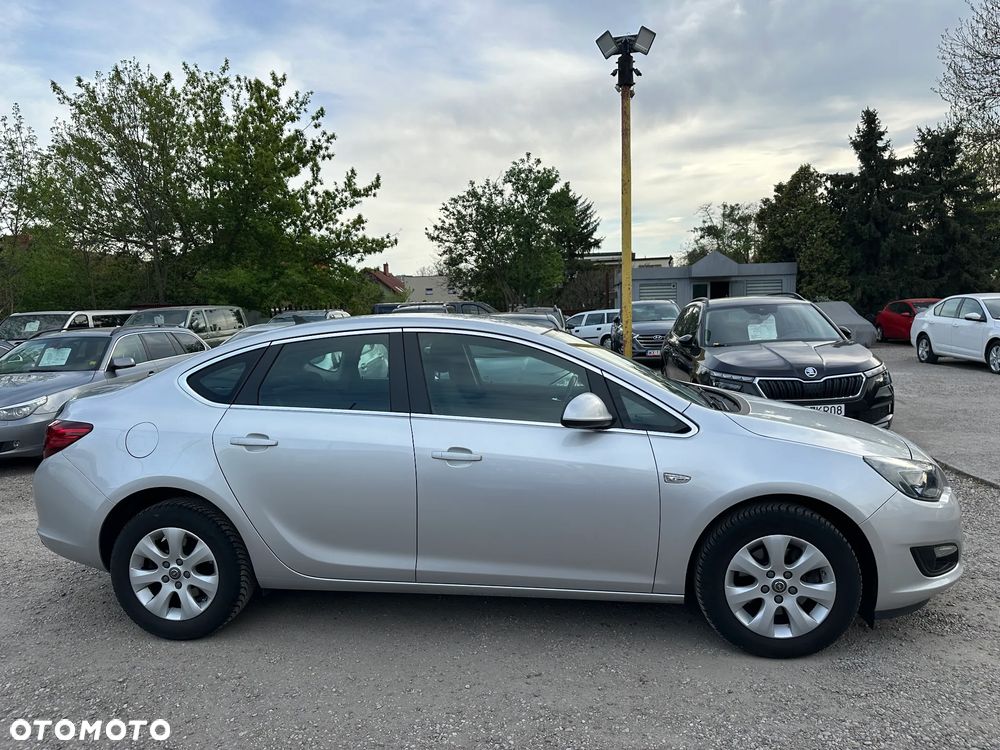 Opel Astra - 7