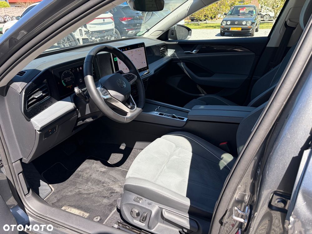 Volkswagen Passat 2.0 TDI SCR DSG Business - 14