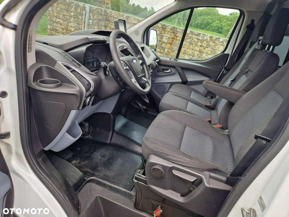 Ford Transit Custom - 17