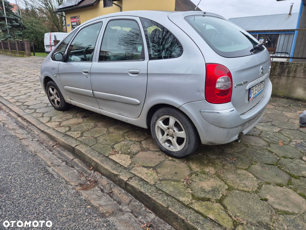 Citroën Xsara Picasso 1.6i 16V SX - 2