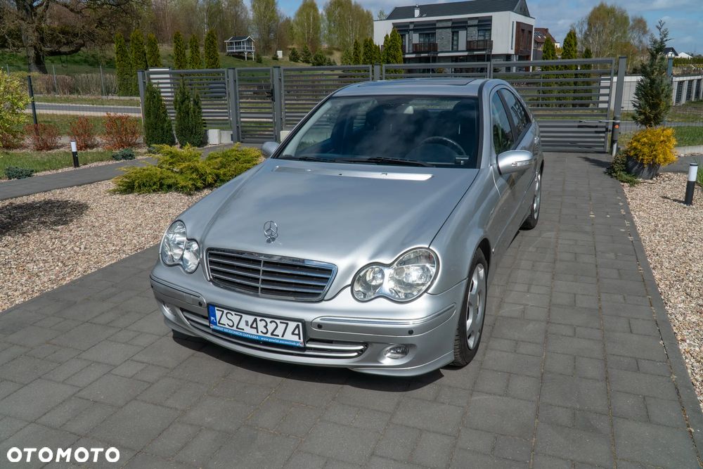 Mercedes-Benz Klasa C 200 Kompressor Automatik Classic - 2