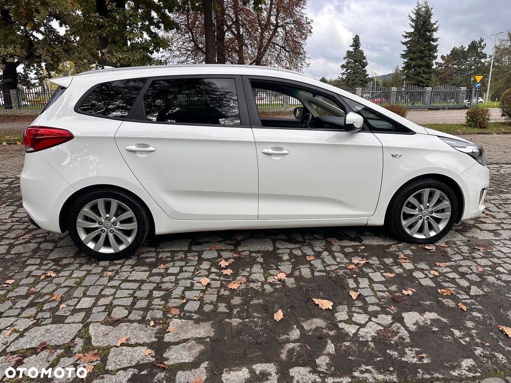 Kia Carens 1.7 CRDi 141 ISG Spirit - 31