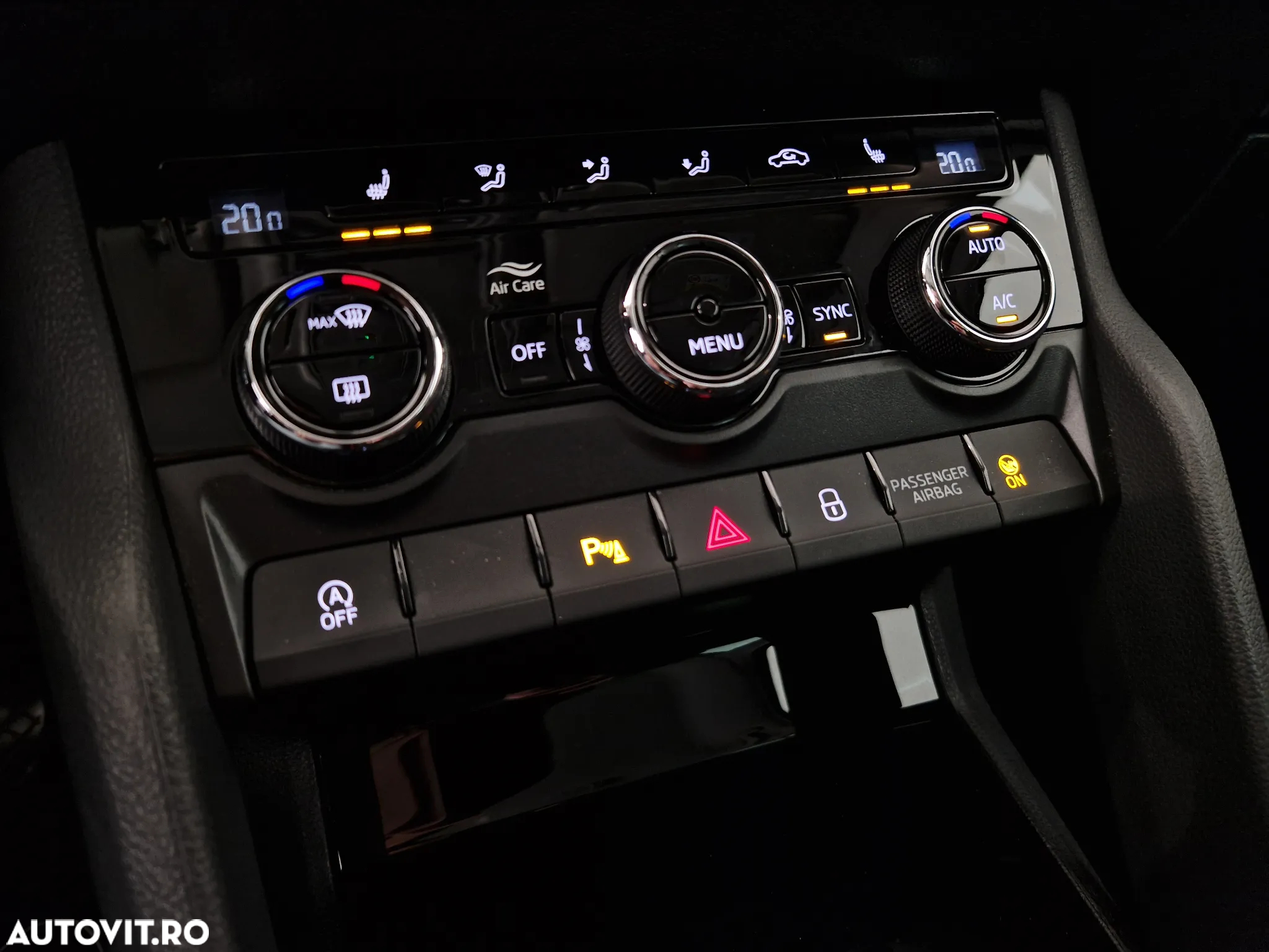 Skoda Karoq 1.5 TSI DSG Ambition - 24